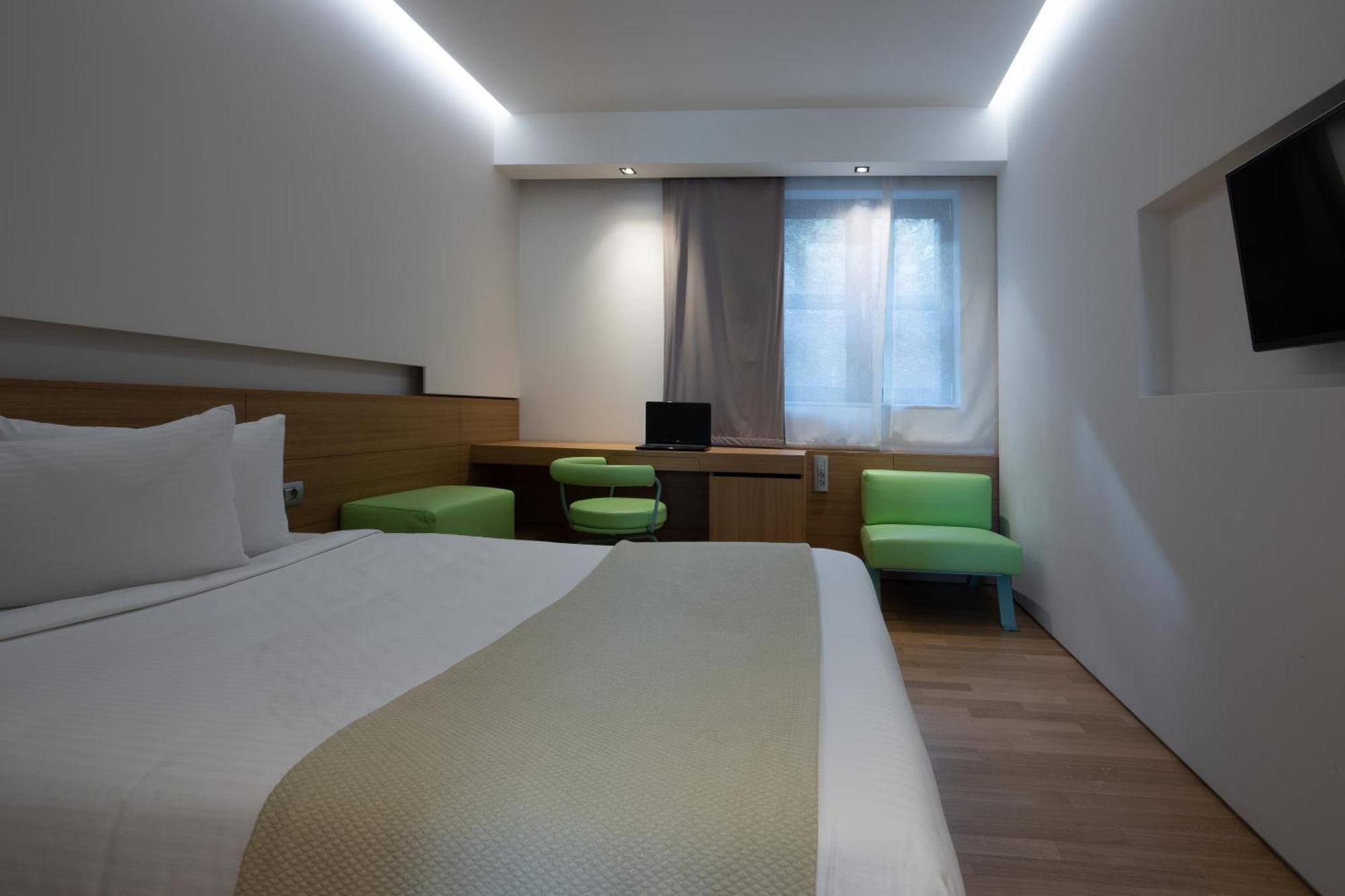 Standard Single Room,1280764786:JPEG