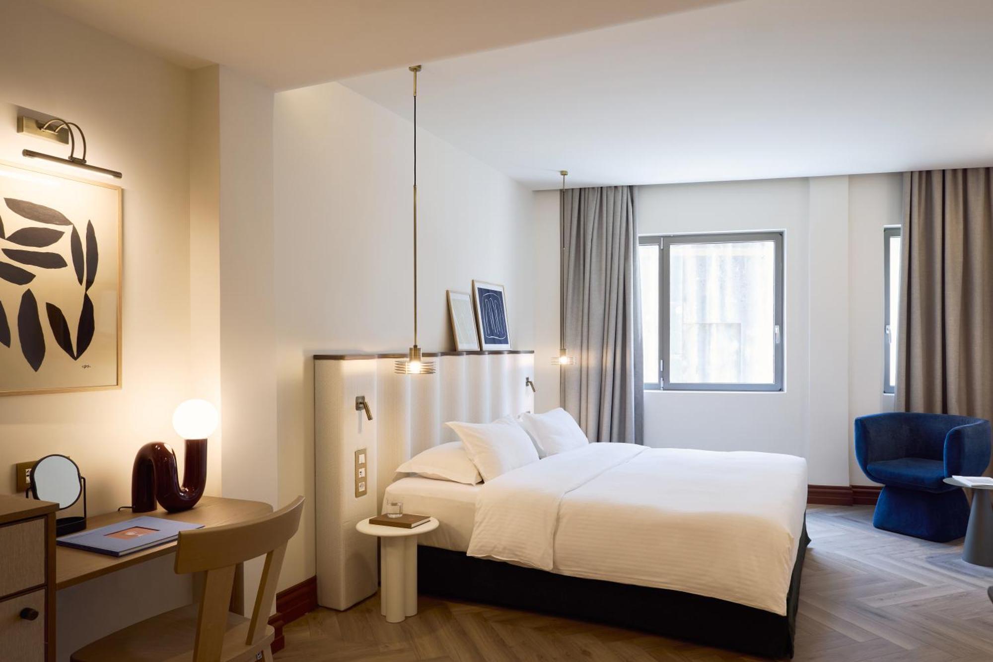 Standard Double or Twin Room,1683815094:JPEG